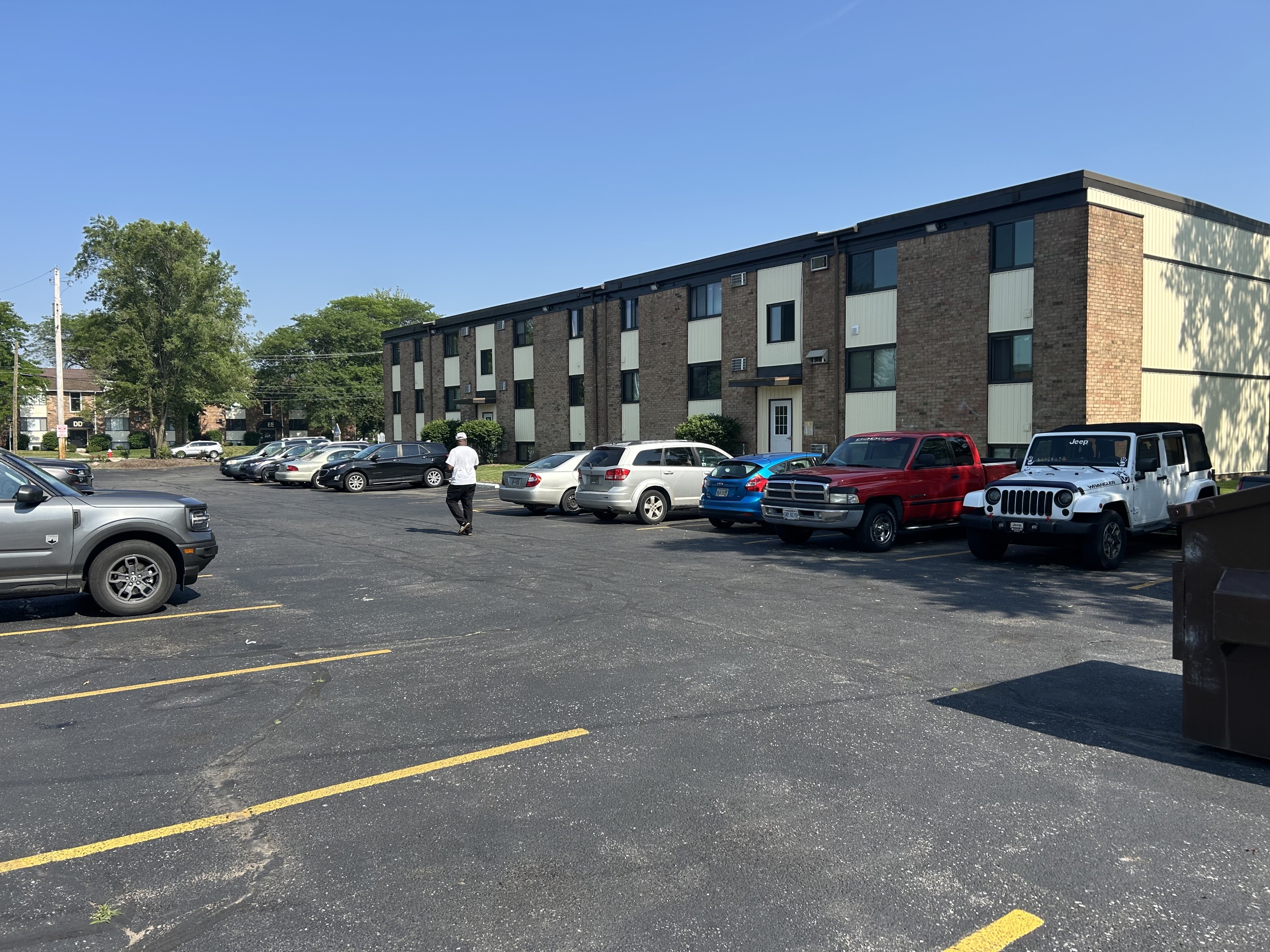 916 South Byrne Road - 20